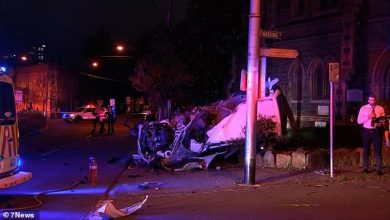 Young man killed when car crashes into pole in Fitzroy North, Melbourne